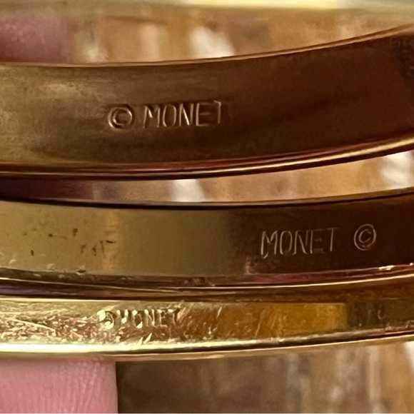 Monet set of 3 Blue and Gold tone Bangle Vintage - Picture 4 of 9